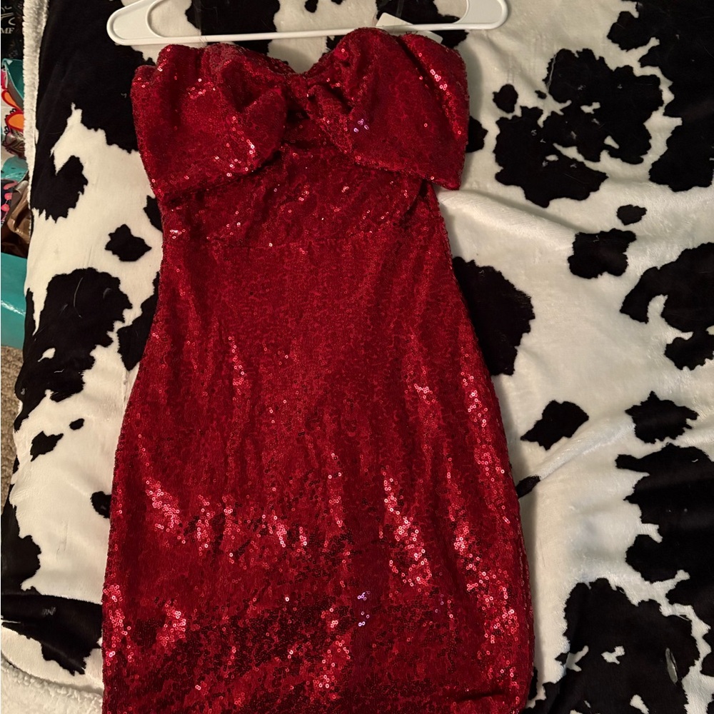 Glamorous Red Sequin Strapless Dress